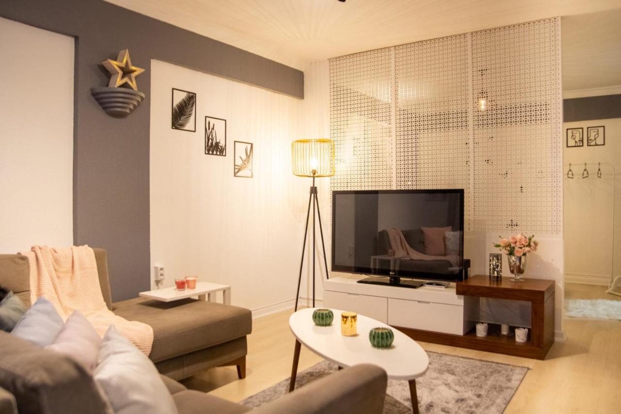 Amazing Flat Near The Coast With A Delightful Shared Terrace Close To Public Transportation In Karsiyaka İzmir Exteriér fotografie