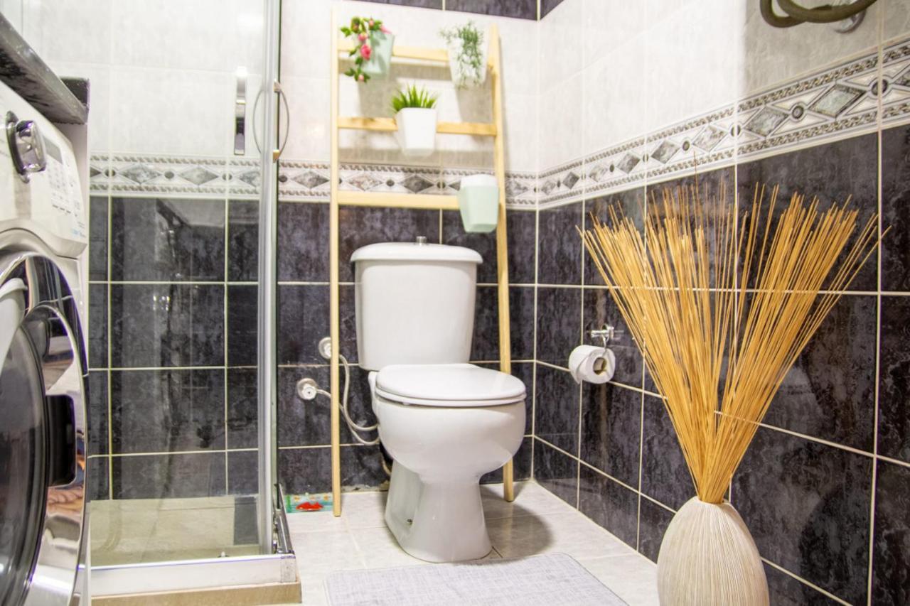 Amazing Flat Near The Coast With A Delightful Shared Terrace Close To Public Transportation In Karsiyaka İzmir Exteriér fotografie